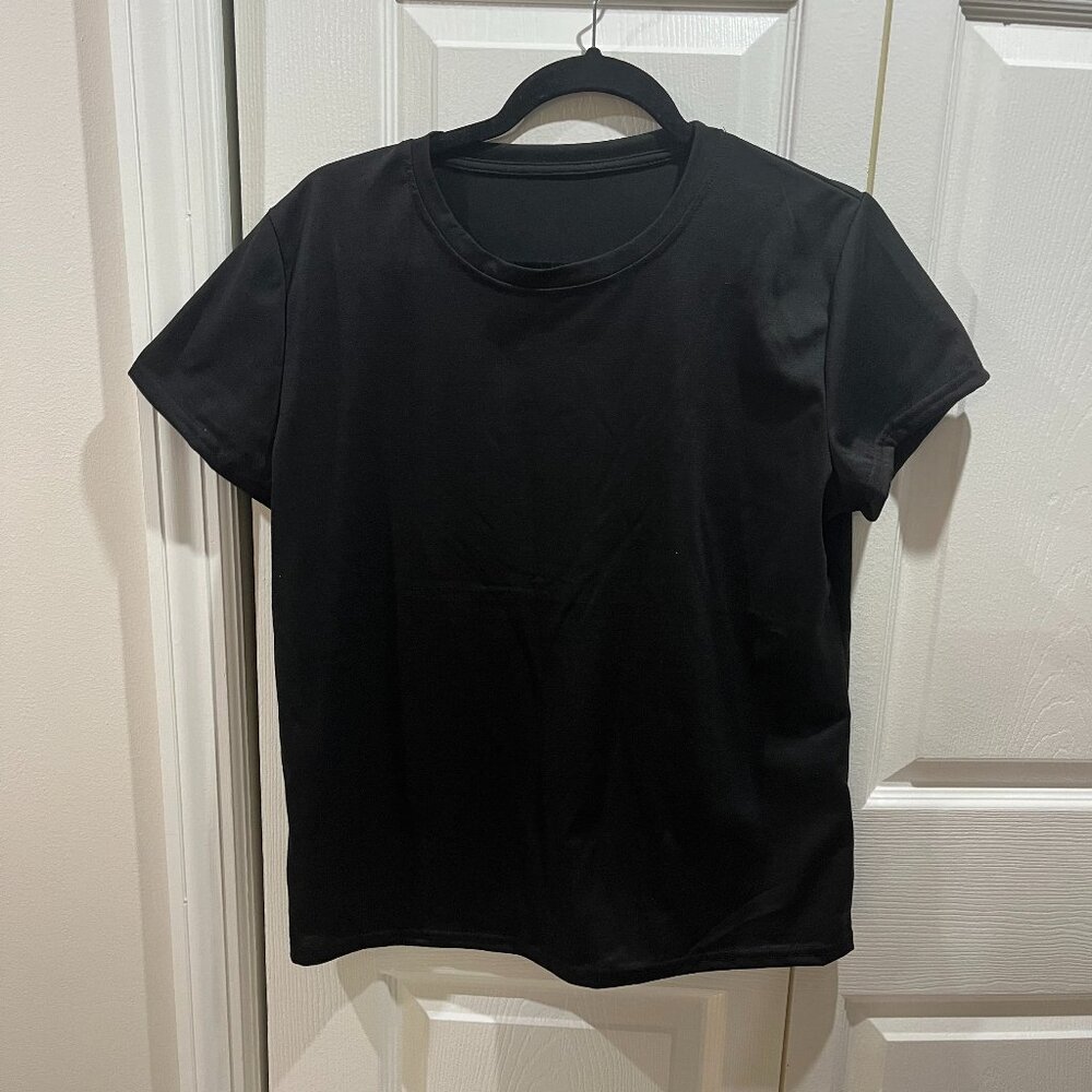 🩷 Women's Black Short Sleeve T-Shirt